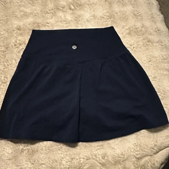 Navy Blue align skirt - Picture 2 of 3